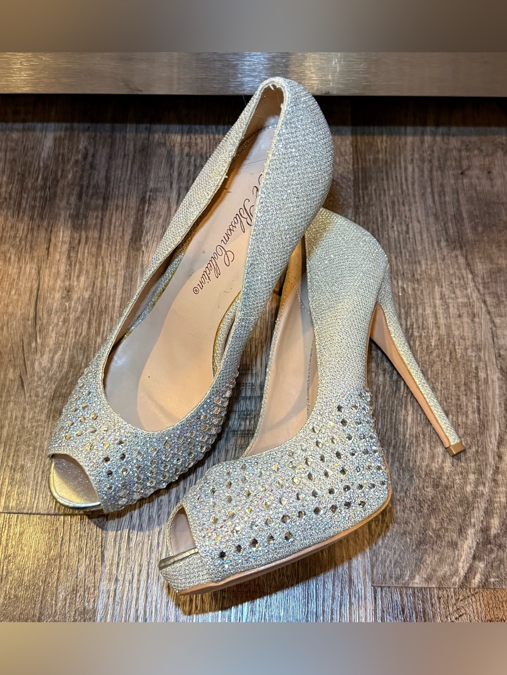 De Blossom Collection Rhinestone Peep Toe Women’s High Heels 8 Wedding Formal